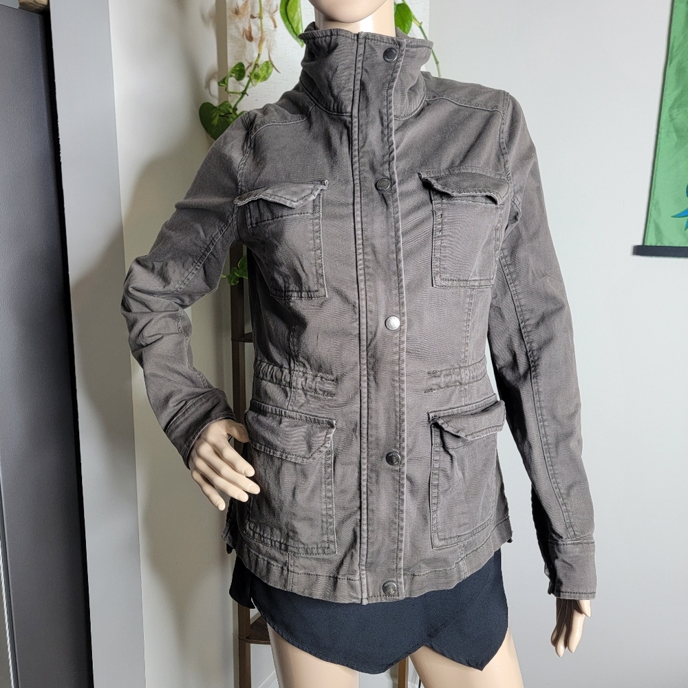 Hollister jacket green with pockets
